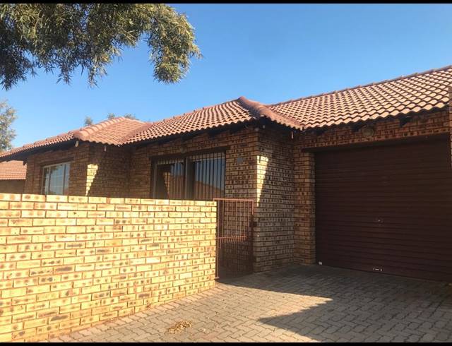 2 BEDROOM HOUSE FOR SALE IN AMANDASIG